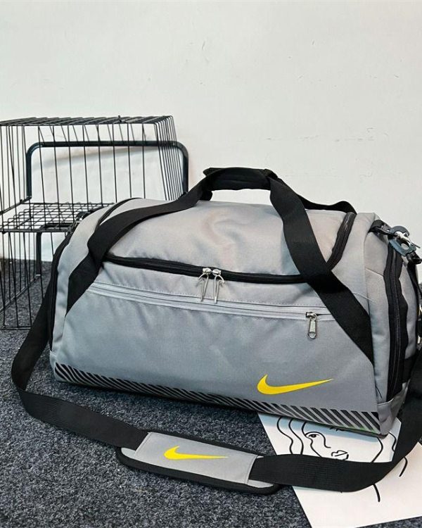 sac de sport nike brasilia gris & jaune sac duffle entraînement dakar